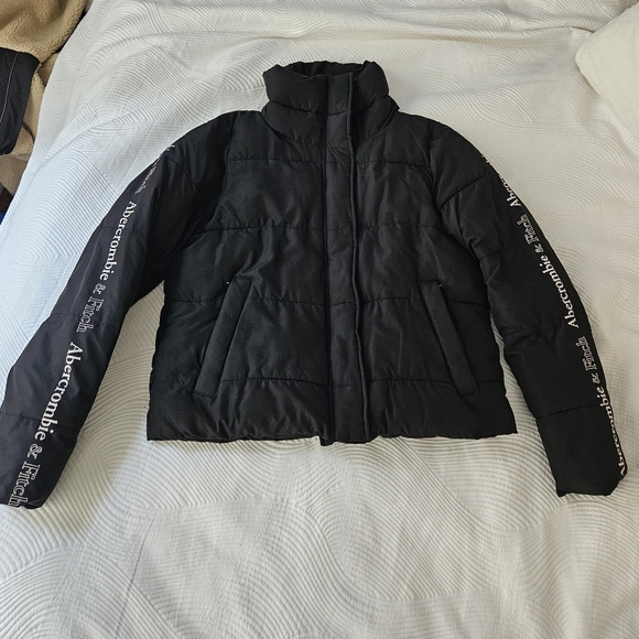 Abercrombie & Ftich Puffer Jacket - size xs - Picture 8 of 16